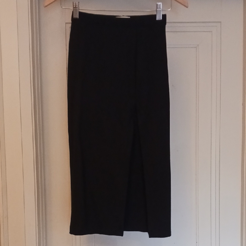 Babaton Black Midi Pencil Skirt with Slit